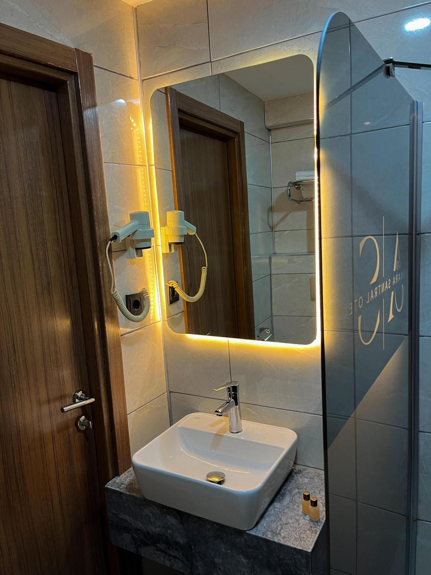 Ankara Santral Otel Екстериор снимка